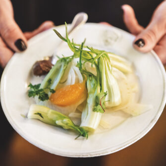 Pinzimonio di puntarelle, finocchi, arance e pesto d'acciuga