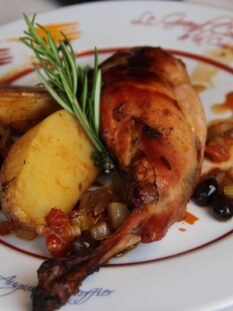 Coniglio alla nizzarda