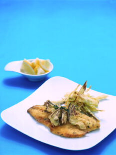 branzino con carciofi fritti