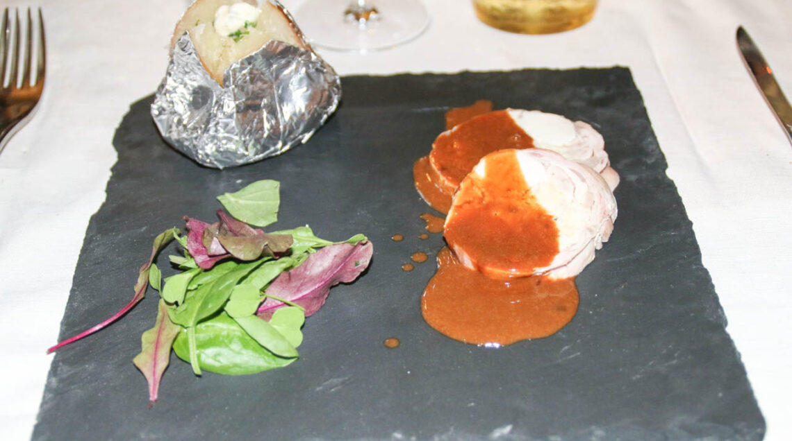 coniglio alla ligure rollata Macine del confluente Badalucco imperia