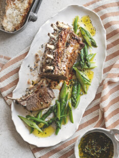 Carré alla menta in crosta di sale alla lavanda