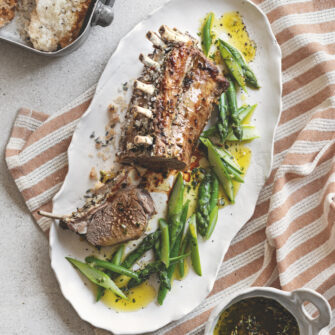 Carré alla menta in crosta di sale alla lavanda