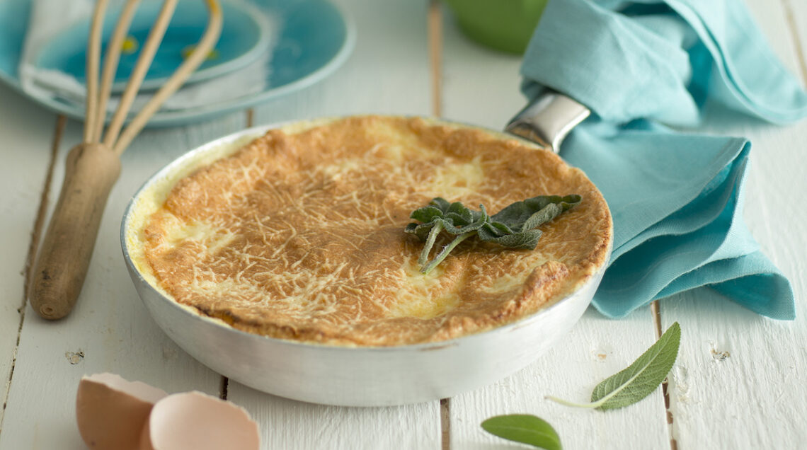 padella con omelette soufflé