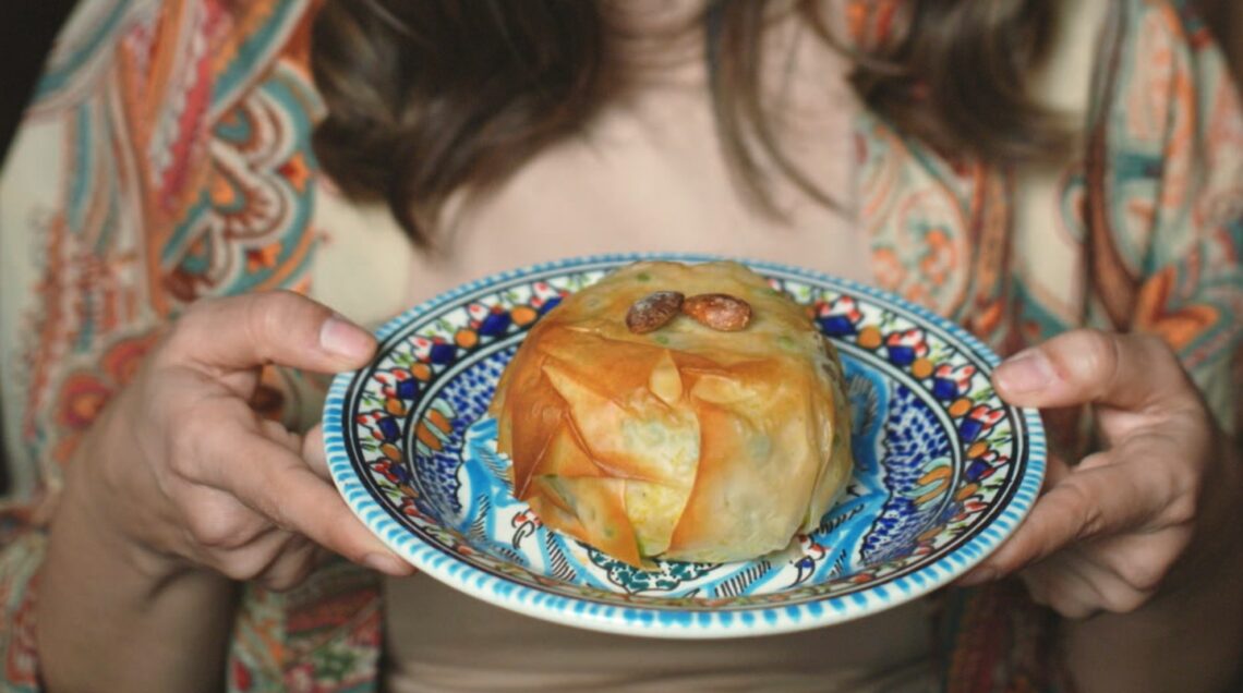 fagottino di pasta fillo con riso carne e piselli