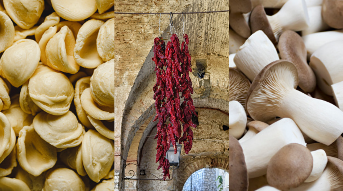 Collage di tre immagini: a sinistra peperoni rossi essiccati (cruschi) appesi a un filo sotto un arco di pietra; al centro un primo piano di orecchiette di pasta fresca; a destra un gruppo di funghi cardoncelli freschi.