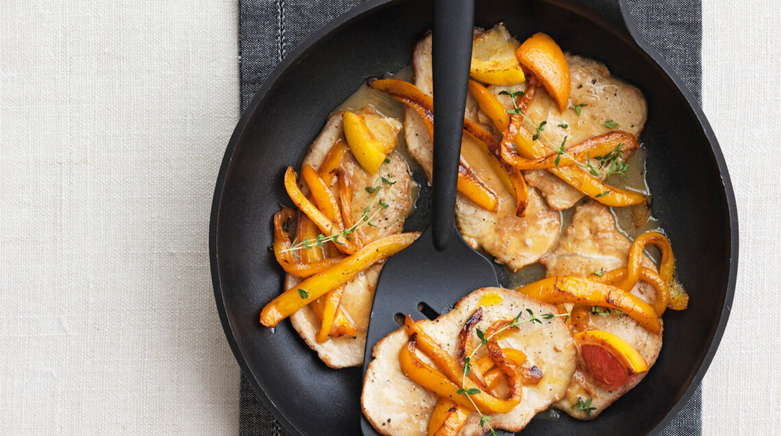 padella di scaloppine con peperoni e pompelmo