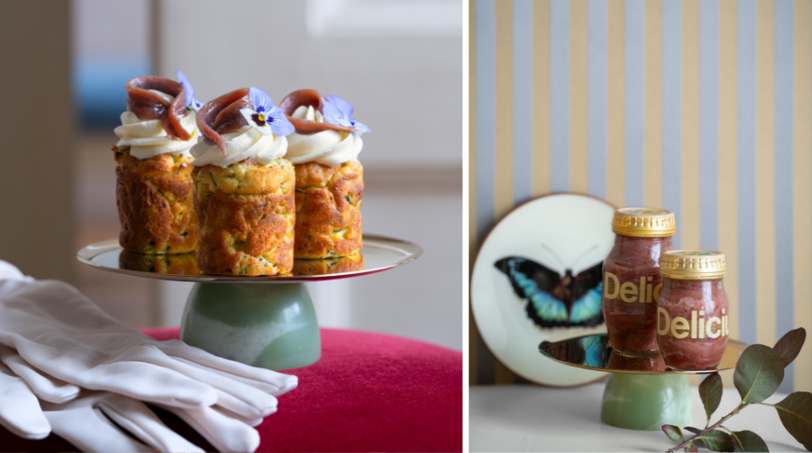 piatti con le acciughe e vasetti di acciughe ambientate al Teatro di Parma