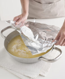 copertura con alluminio del tegame del riso pilaf