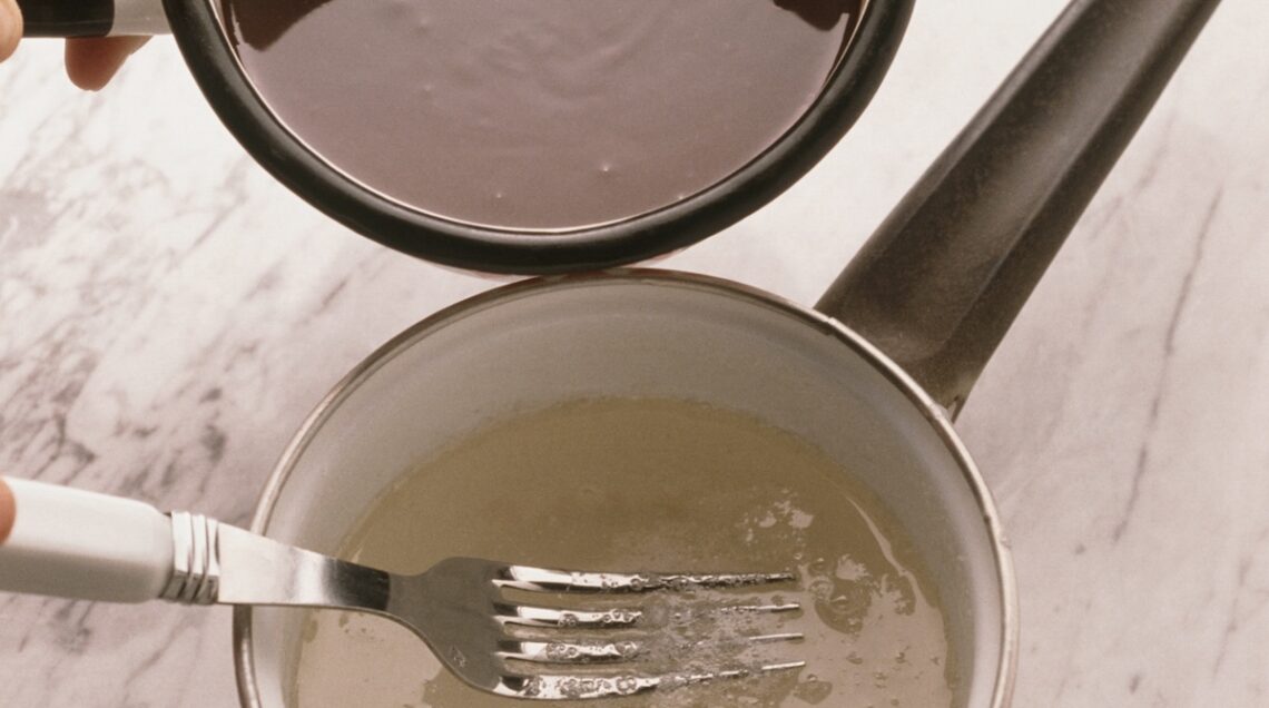 aggiunta cioccolato fuso allo sciroppo