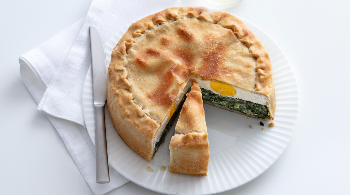 torta salata con spinaci, formaggio e uova, anche gluten free