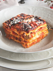 timballo di crespellel con polpettine al sugo e mozzarella