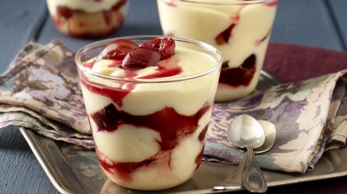 bicchierini con tiramisù alle prugne