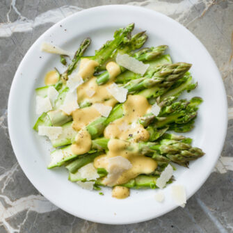 Insalata di asparagi crudi: il contorno veloce e crunch