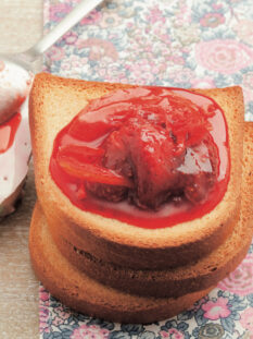 Marmellata di fragole e limoni allo zenzero