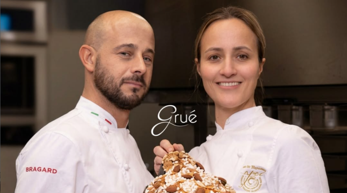 Marta Boccanera e Felice Venanzio della pasticceria Gru&eacute; con una colomba