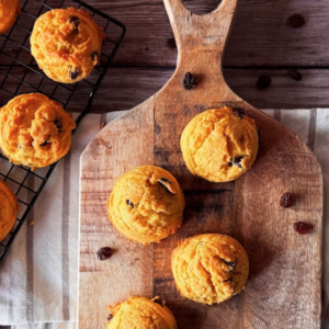 biscotti con farina di mais e uvetta