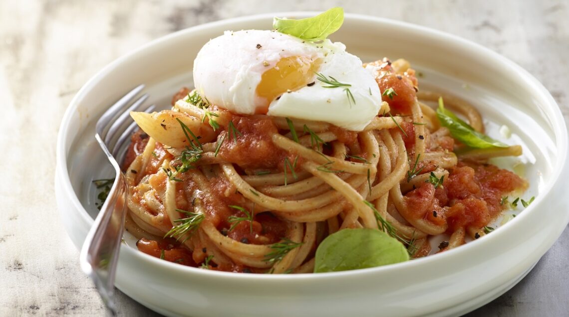 chitarra di kamut risottata con uova poché