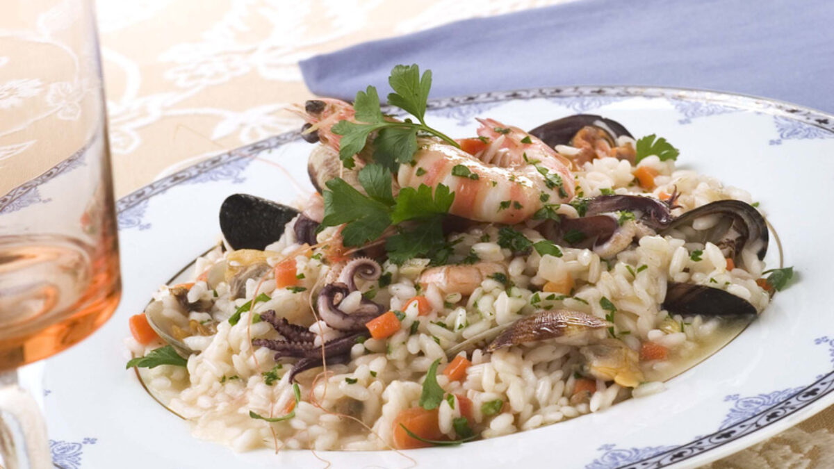 Riso ai frutti di mare, tradizione mediterranea