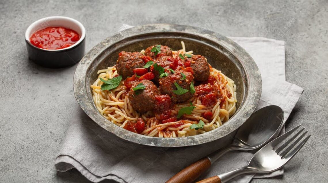 spaghetti con sugo di pomodoro della mamma di Frank Sinatra