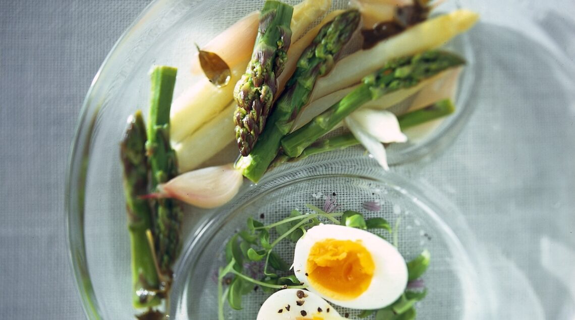asparagi e uova in carpione