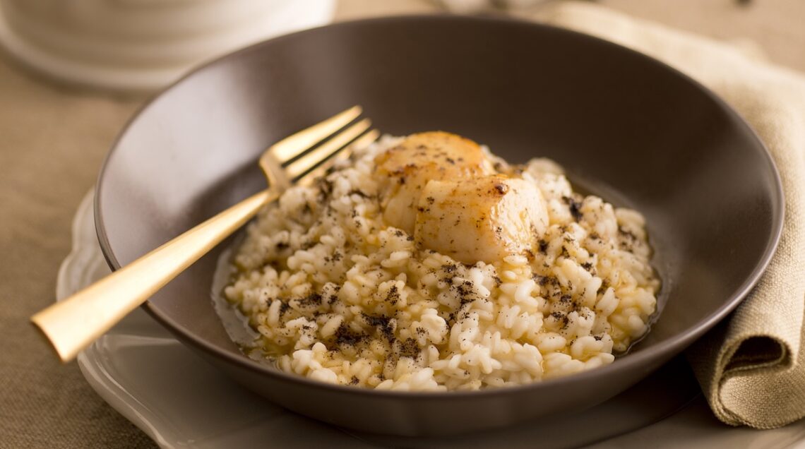 Risotto al caffè e limone con capesante