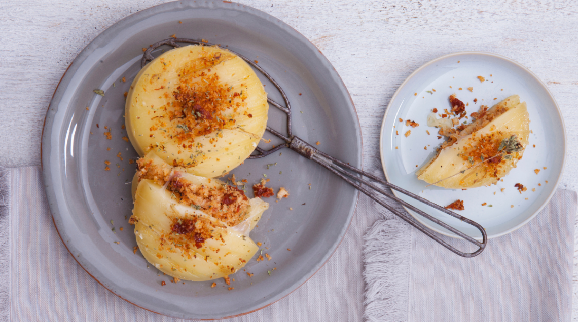 dischi di provolone farcito
