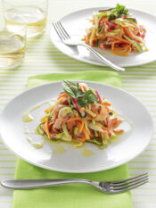 Carpaccio di vitello marinato con verdurine