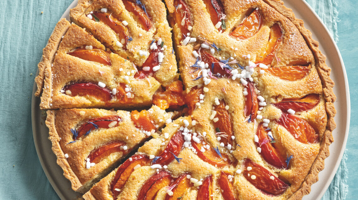 Crostata alle albicocche con crema frangipane