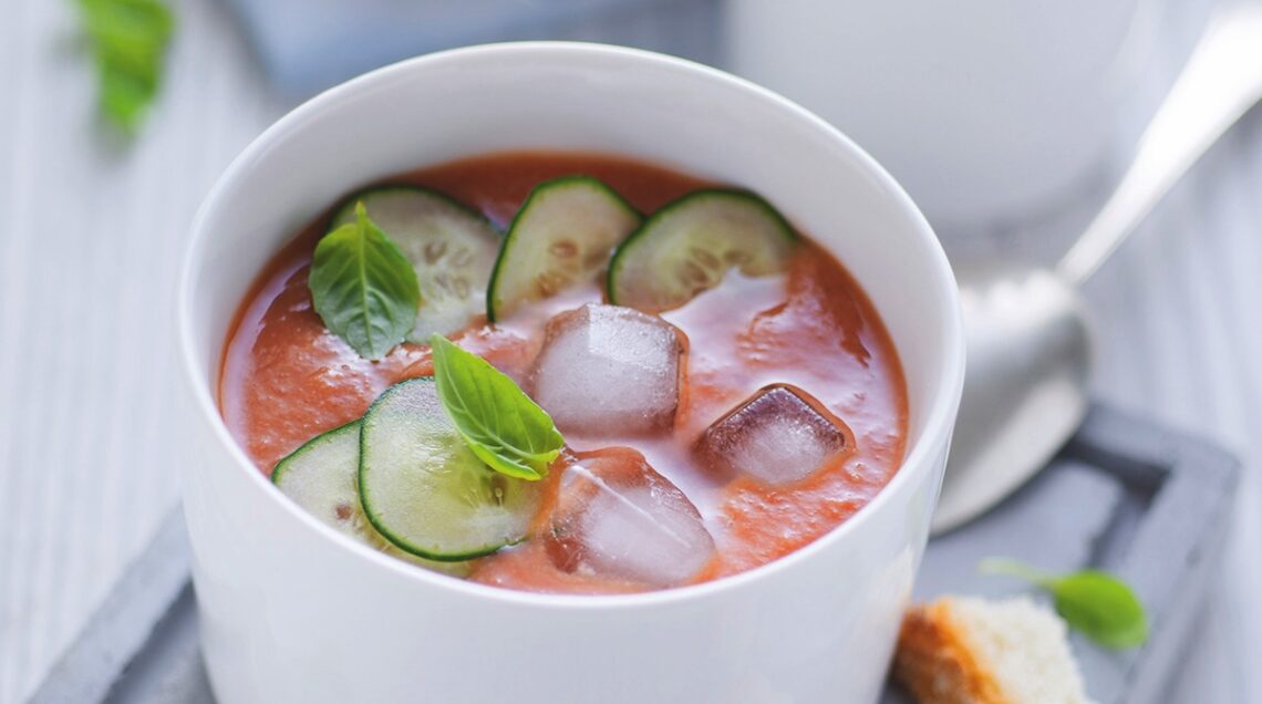 Panzanella in stile gazpacho per un ferragosto rinfrescante