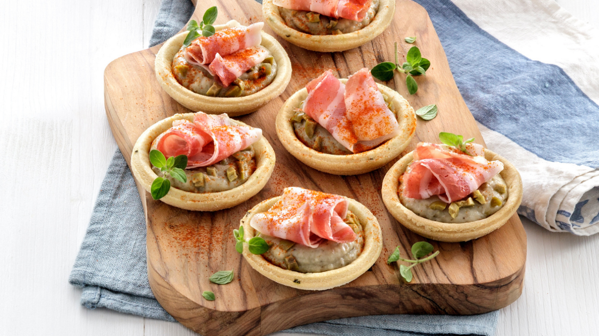 Tartellette salate alle melanzane e pancetta: ricetta