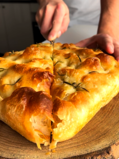 focaccia al rosmarino