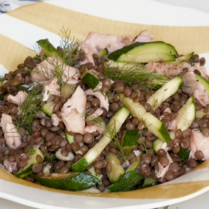 insalata di lenticchie, quinoa e spinacino