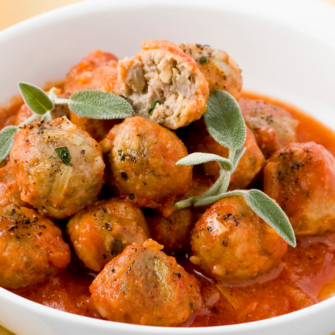 Polpette di vitello in salsa di pomodoro