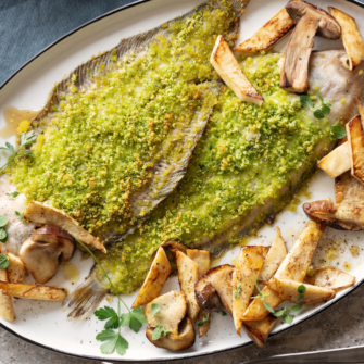 Sogliola in crosta verde con porcini