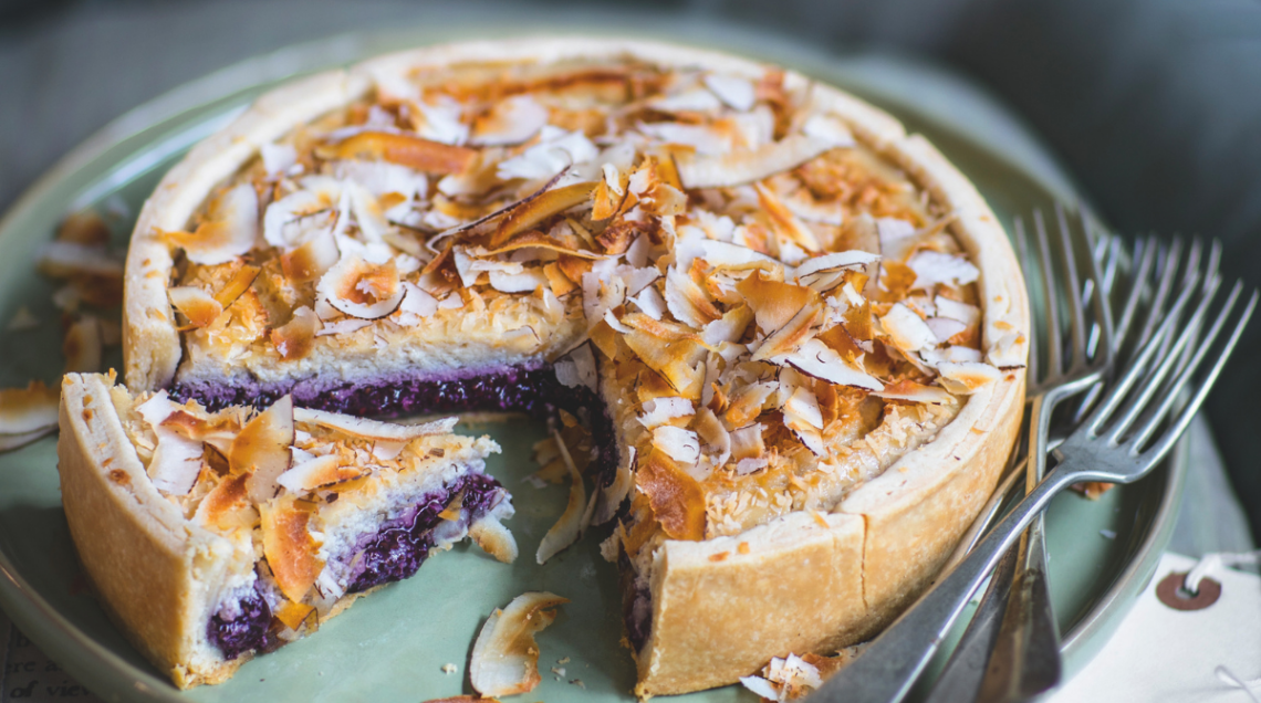 torta con confettura di mirtilli e chia