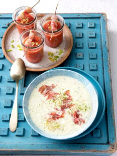Zuppa fredda di melone bianco e yogurt senza cottura
