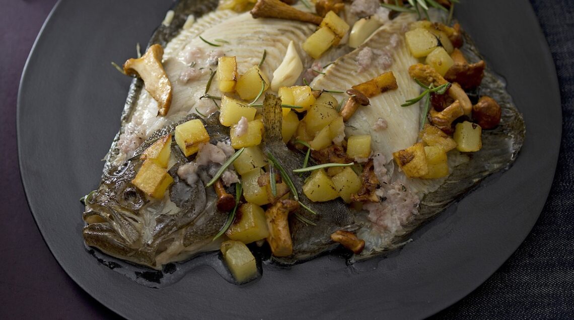 rombo con funghi e patate al pesto di lardo