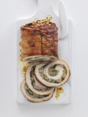 Rotolo di maiale con pecorino e cicoria piccante