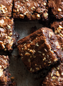 Brownies marmorizzati con latte condensato e noci