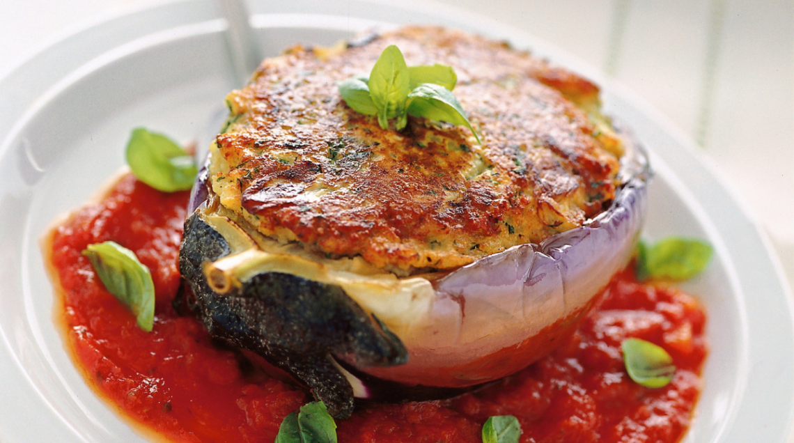 Melanzane al pecorino con sugo di pomodoro