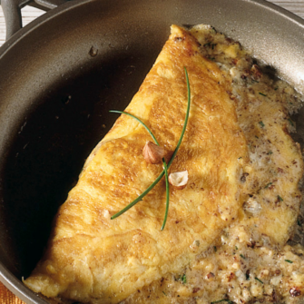 Omelette con nocciole