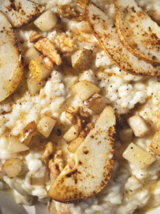 Risotto con Strachitunt e pere caramellate