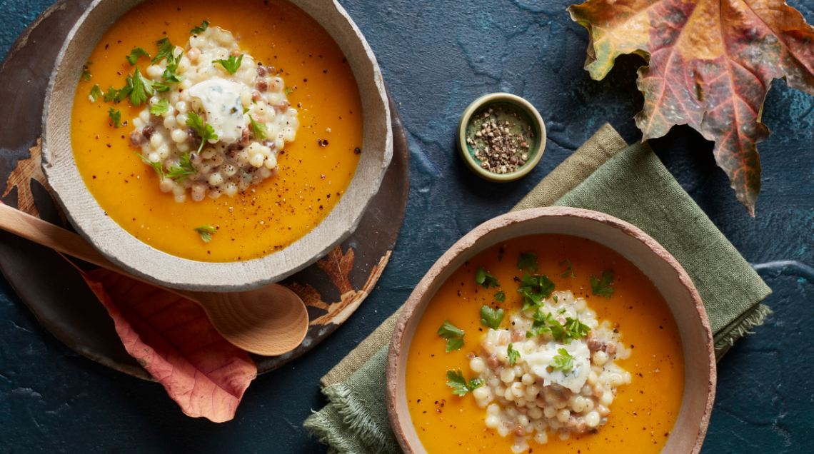Vellutata di zucca violina con fregola al gorgonzola