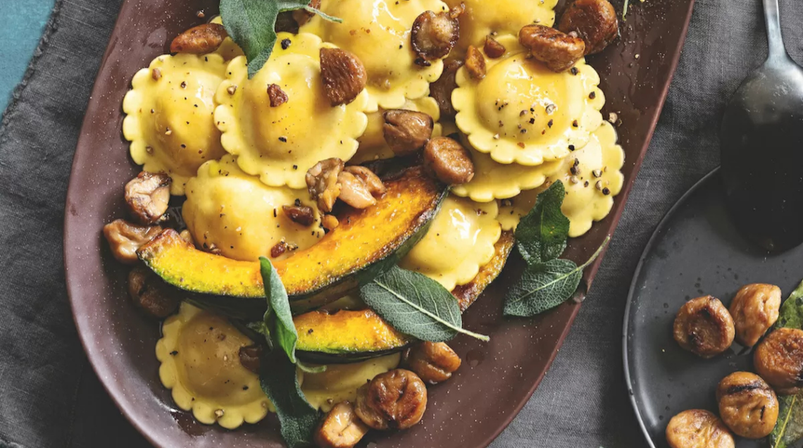 Gioiaverde alla zucca con zucca, castagne e salvia fritta