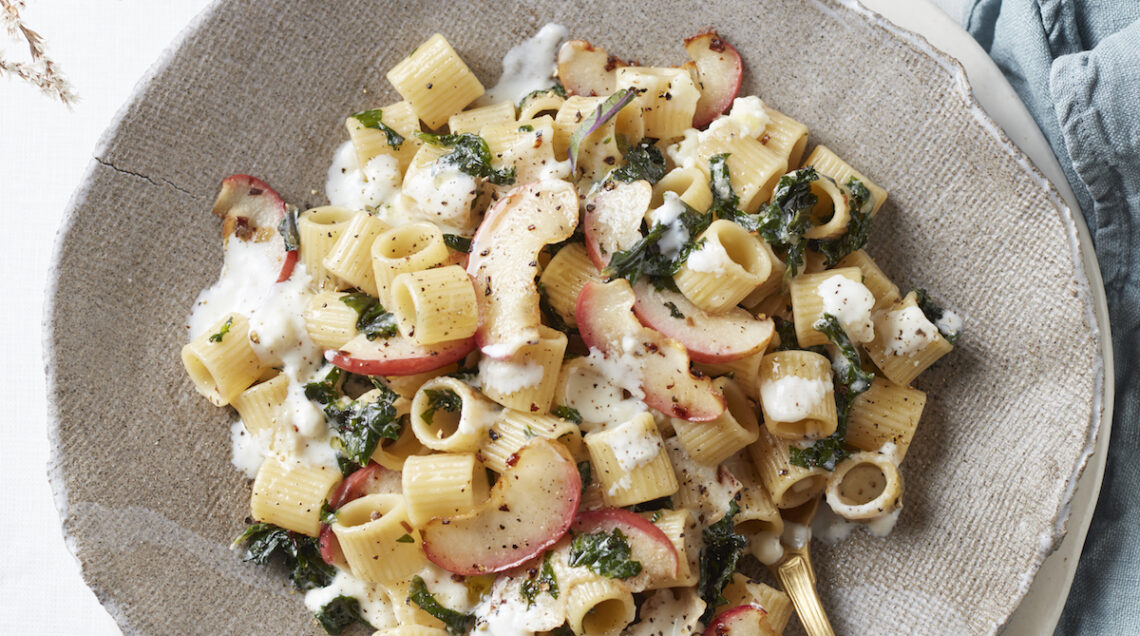 Mezzi rigatoni Senatore varietà Cappelli con mele e fonduta di