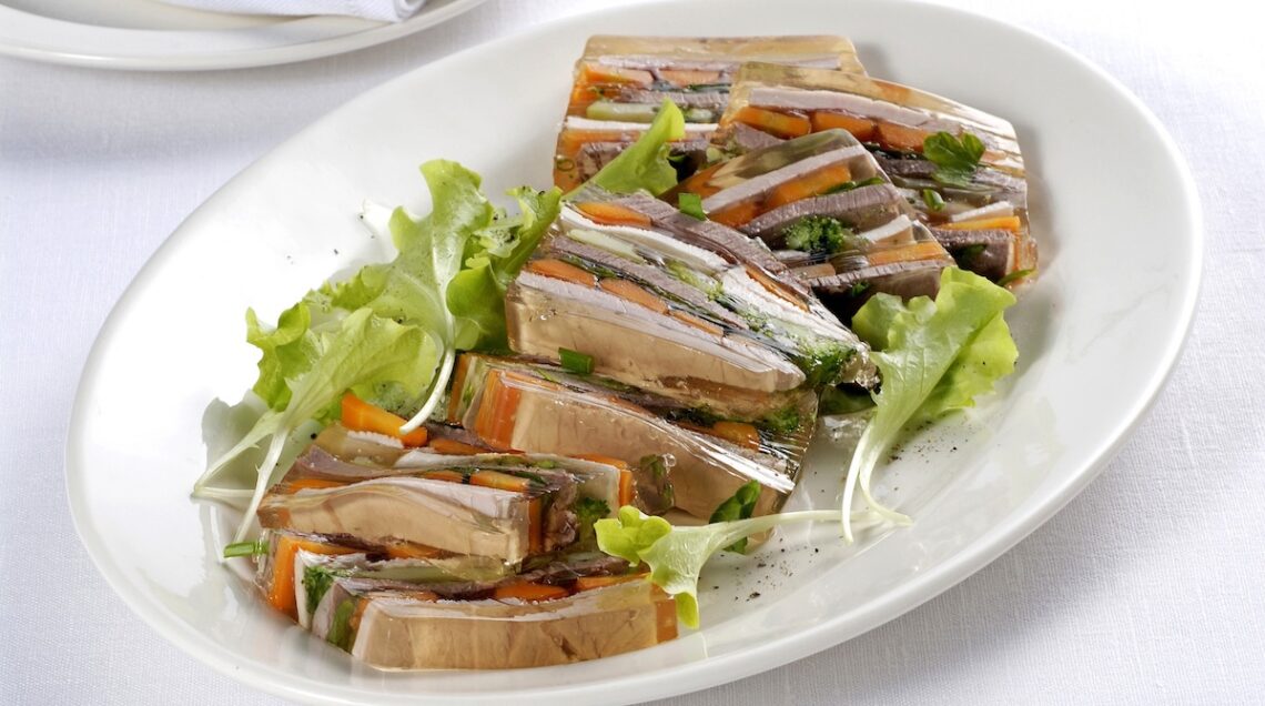 Aspic di carni miste e verdure