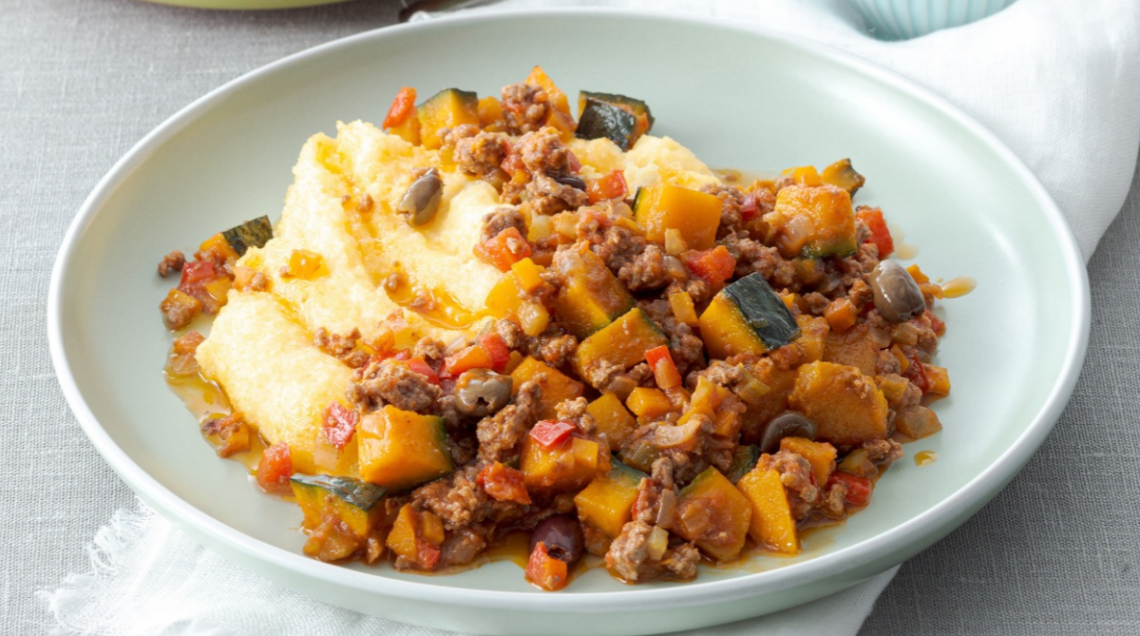 Chili di manzo e verdure con polenta