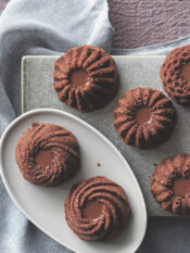 Ciambelline con cioccolato e caffè