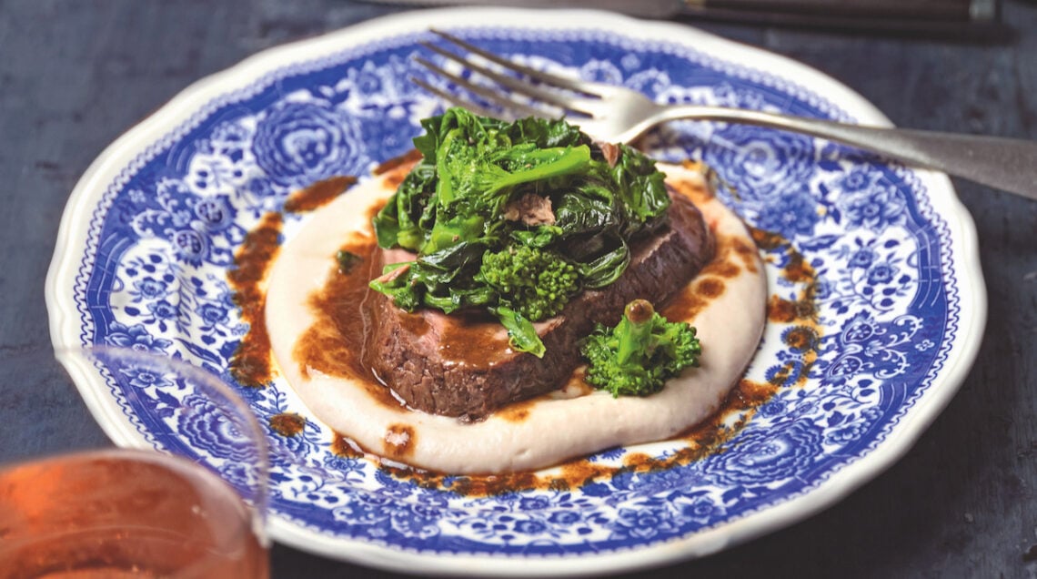 Filetto Al Mosto D'uva Con Crema Di Fagioli E Cime Di Rapa