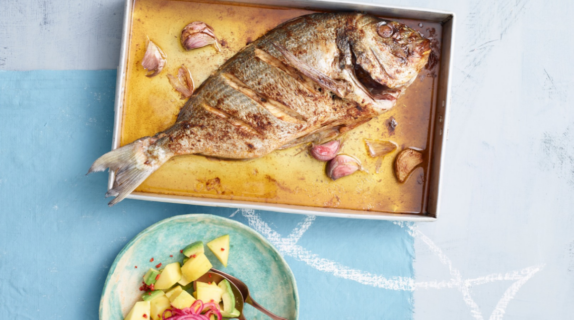 Orata alla paprika affumicata con insalata di mango